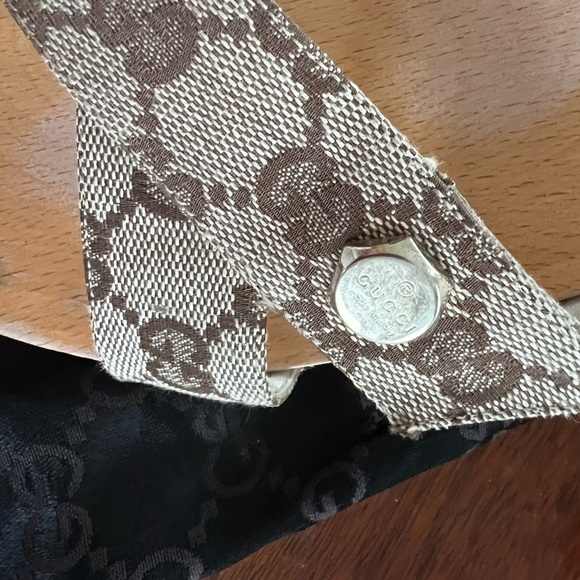 Gucci cross strap sandals - Picture 3 of 8